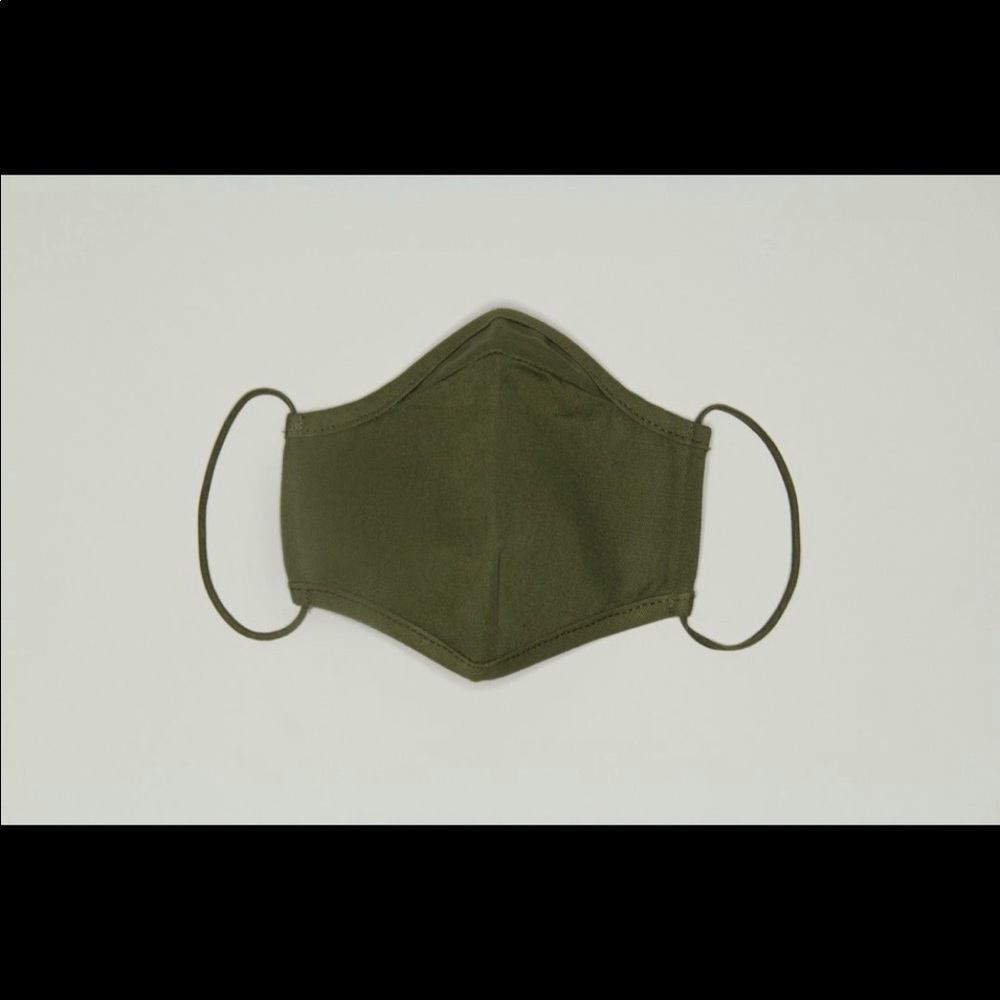 Bundle for @atomicskirts